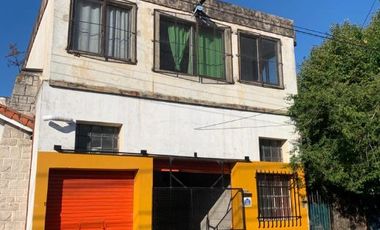 Casa con Departamento en venta en Quilmes Oeste Centro