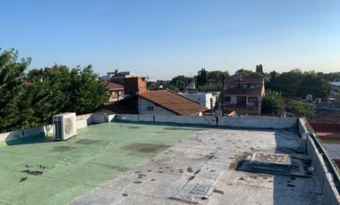 Casa con Departamento en venta en Quilmes Oeste Centro