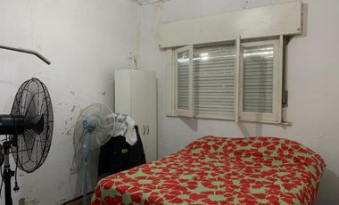 Casa con Departamento en venta en Quilmes Oeste Centro