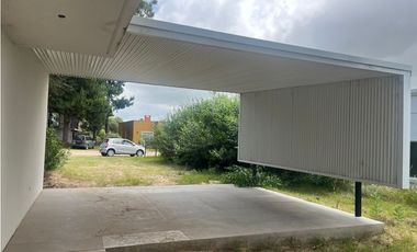 COSTA ESMERALDA SENDEROS IV 441 - CASA EN VENTA -