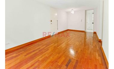 Se Vende Hermoso Departamento En Piso 1 En Condominio Parques De Surco 2