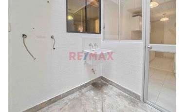 Se Vende Hermoso Departamento En Piso 1 En Condominio Parques De Surco 2