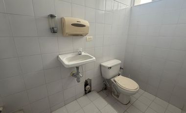 oficina en arriendo en centro. Cod A93603