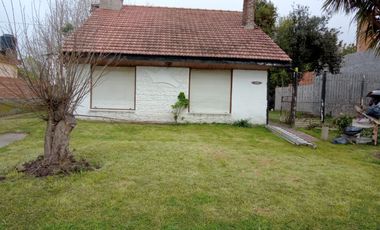 LATORRE PROP. VENDE CASA 4 AMB CON HERMOSO ENTORNO | BARRIO ATLANTIDA