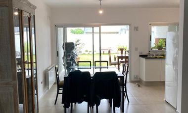 Bº CHACRAS DEL NORTE - DUPLEX - EXCELENTE CALIDAD Y TERMINACIONES