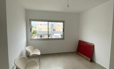 Bº CHACRAS DEL NORTE - DUPLEX - EXCELENTE CALIDAD Y TERMINACIONES