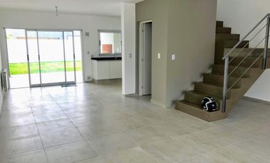 Bº CHACRAS DEL NORTE - DUPLEX - EXCELENTE CALIDAD Y TERMINACIONES