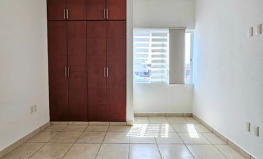 OPORTUNIDAD ! CASA DE 3 RECÁMARAS EN EXCELENTE UBICACIÓN