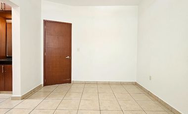 OPORTUNIDAD ! CASA DE 3 RECÁMARAS EN EXCELENTE UBICACIÓN