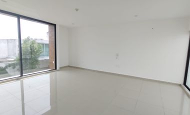 Casa en venta con alberca y esquina Fracc. Residencial las Palmas, Medellín, Ver