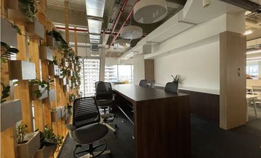 SE ARRIENDA OFICINA AMOBLADA EN MEDELLIN