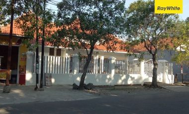 Disewakan Rumah di Raya Ketintang Madya, Surabaya
