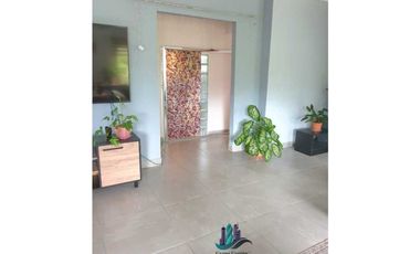 VENDO HERMOSA CASA CON TERRENO DE 1550M2 VIA FRONTERA