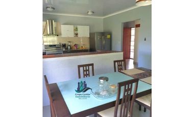 VENDO HERMOSA CASA CON TERRENO DE 1550M2 VIA FRONTERA