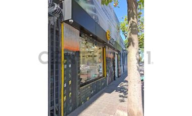 SE ARRIENDA LOCAL A 2 CUADRAS DE PARQUE O´HIGGINS