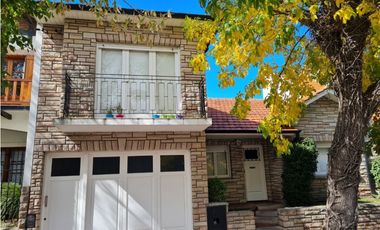 chalet 4 dormitorios zona chauvin