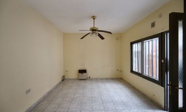 MUY BUEN PH EN UN EXCELENTE PRECIO