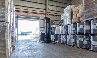 Depósito en Zarate KM 90 3000 M2 CON HIDRANTES