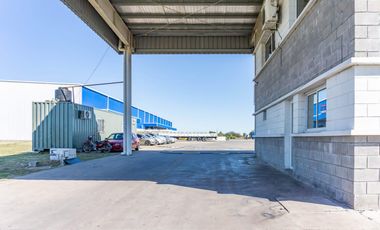 Depósito en Zarate KM 90 3000 M2 CON HIDRANTES