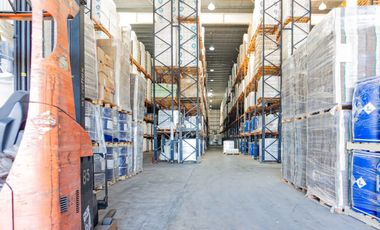 Depósito en Zarate KM 90 3000 M2 CON HIDRANTES