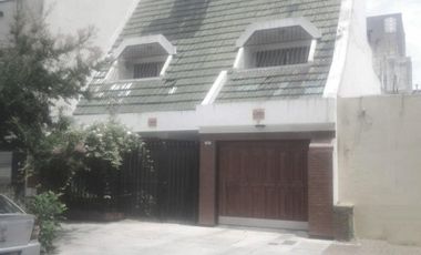 Excelente Casa en Venta en Villa Devoto, Ciudad Autónoma de Buenos Aires