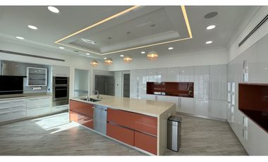 Venetian Tower Penthouse