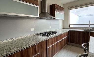 VENDO CASA EN PARQUE NILO LOMAS DE ANGELOPOLIS