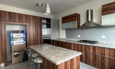 VENDO CASA EN PARQUE NILO LOMAS DE ANGELOPOLIS