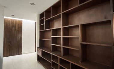 VENDO CASA EN PARQUE NILO LOMAS DE ANGELOPOLIS