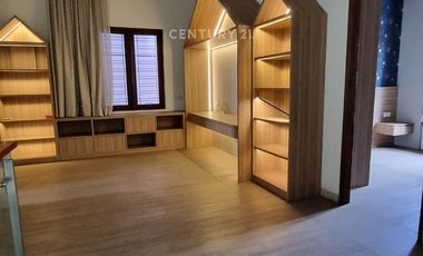 Disewakan Per Thn Rumah Siap Huni Lokasi Strategis Di Cilandak