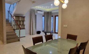 Disewakan Per Thn Rumah Siap Huni Lokasi Strategis Di Cilandak