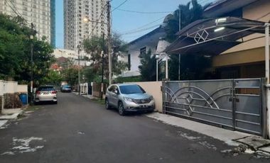 DIjual Rumah di Mangga Besar Kartini Raya dalam Komplek