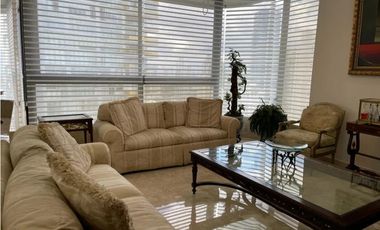 Se Alquila Apartamento 430 Mts Amoblado Pta Paitilla USD$3,000,oo
