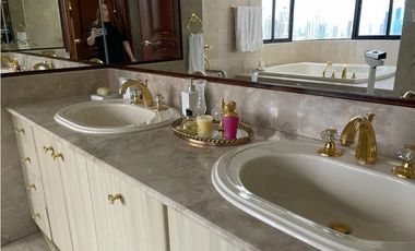 Se Alquila Apartamento 430 Mts Amoblado Pta Paitilla USD$3,000,oo