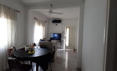 Casa interna 2 Dormitorios zona Fdo. Zuviría 5300