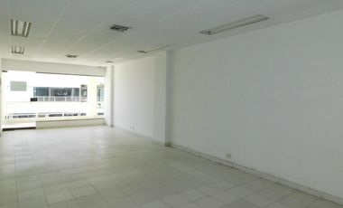 local en arriendo en santa lucia. Cod A86081