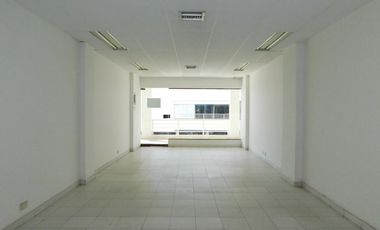 local en arriendo en santa lucia. Cod A86081
