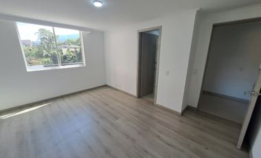 apartamento en arriendo en loma de las brujas. Cod A9432489