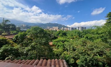 apartamento en arriendo en loma de las brujas. Cod A9432489