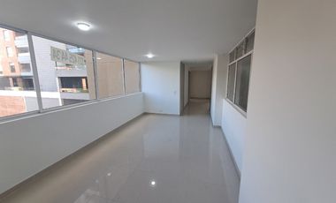 apartamento en arriendo en loma de las brujas. Cod A9432489