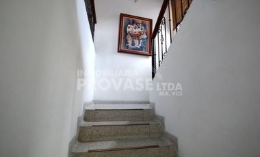 casa en arriendo en caobos. Cod A2772
