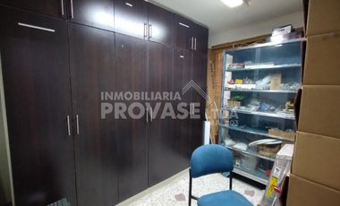 casa en arriendo en caobos. Cod A2772