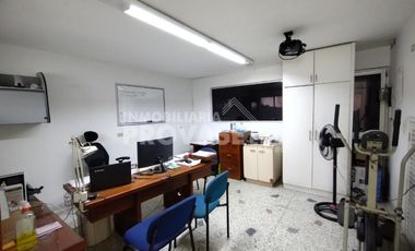 casa en arriendo en caobos. Cod A2772