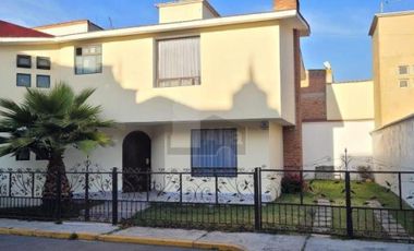 Casa en condominio en renta en Comisión Federal de Electricidad, Toluca, México