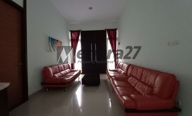 Rumah sewa dekat dari setrasari mall