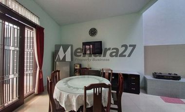 Rumah sewa dekat dari setrasari mall