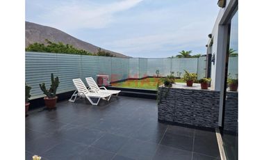 Vive La Tranquilidad Que Tu Familia Merece! Amplios Ambientes, Jardin Y Todo Lo Que Necesitas Para Ser Feliz En La Molina.