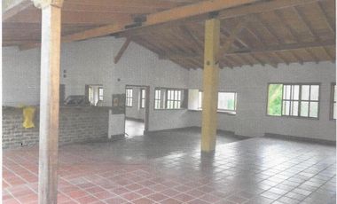 finca en venta en via a pamplona. Cod V19953