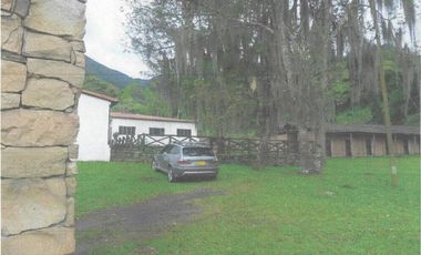 finca en venta en via a pamplona. Cod V19953