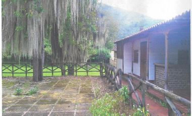 finca en venta en via a pamplona. Cod V19953